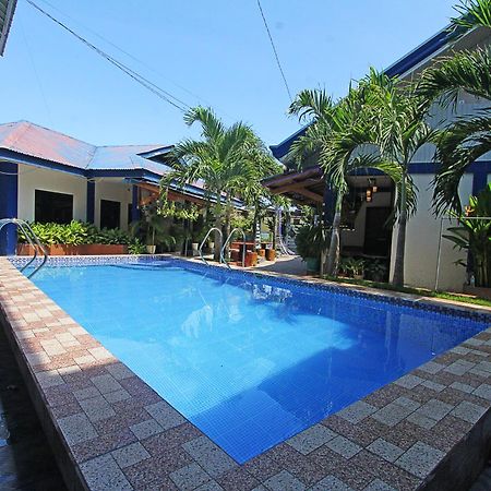 Foxtail Siargao Island Guesthouse Хенераль-Луна Екстер'єр фото
