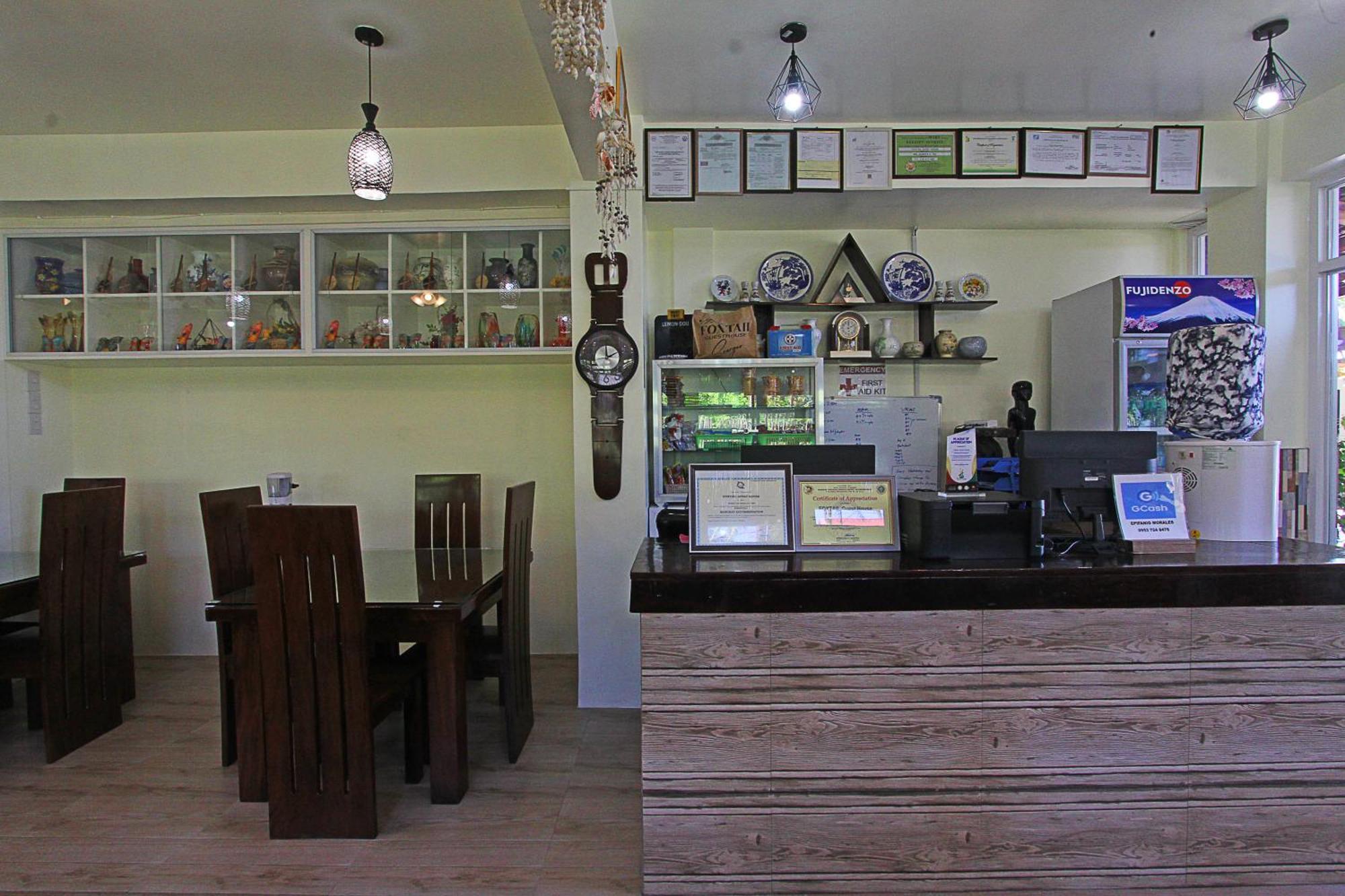 Foxtail Siargao Island Guesthouse Хенераль-Луна Екстер'єр фото